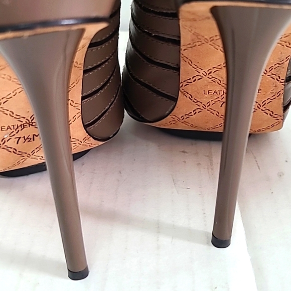 L.A.M.B. Gwen Stefani Bindi Leather Peep Toe Zip UP Ankle Boots in Brown 7.5 - Picture 9 of 16